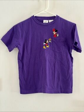 Disney Store vintage purple Mickey Minnie Mouse embroidered t-shirt Size Medium